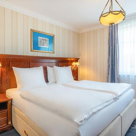 Seetelhotel Ahlbecker Hof Heringsdorf Zewnętrze zdjęcie A room at the hotel