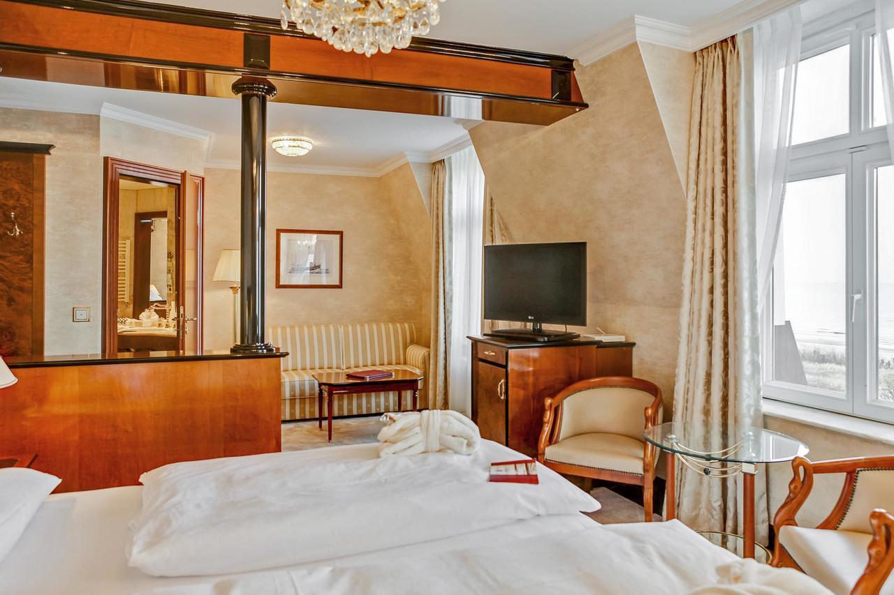 Seetelhotel Ahlbecker Hof Heringsdorf Zewnętrze zdjęcie A room at the hotel