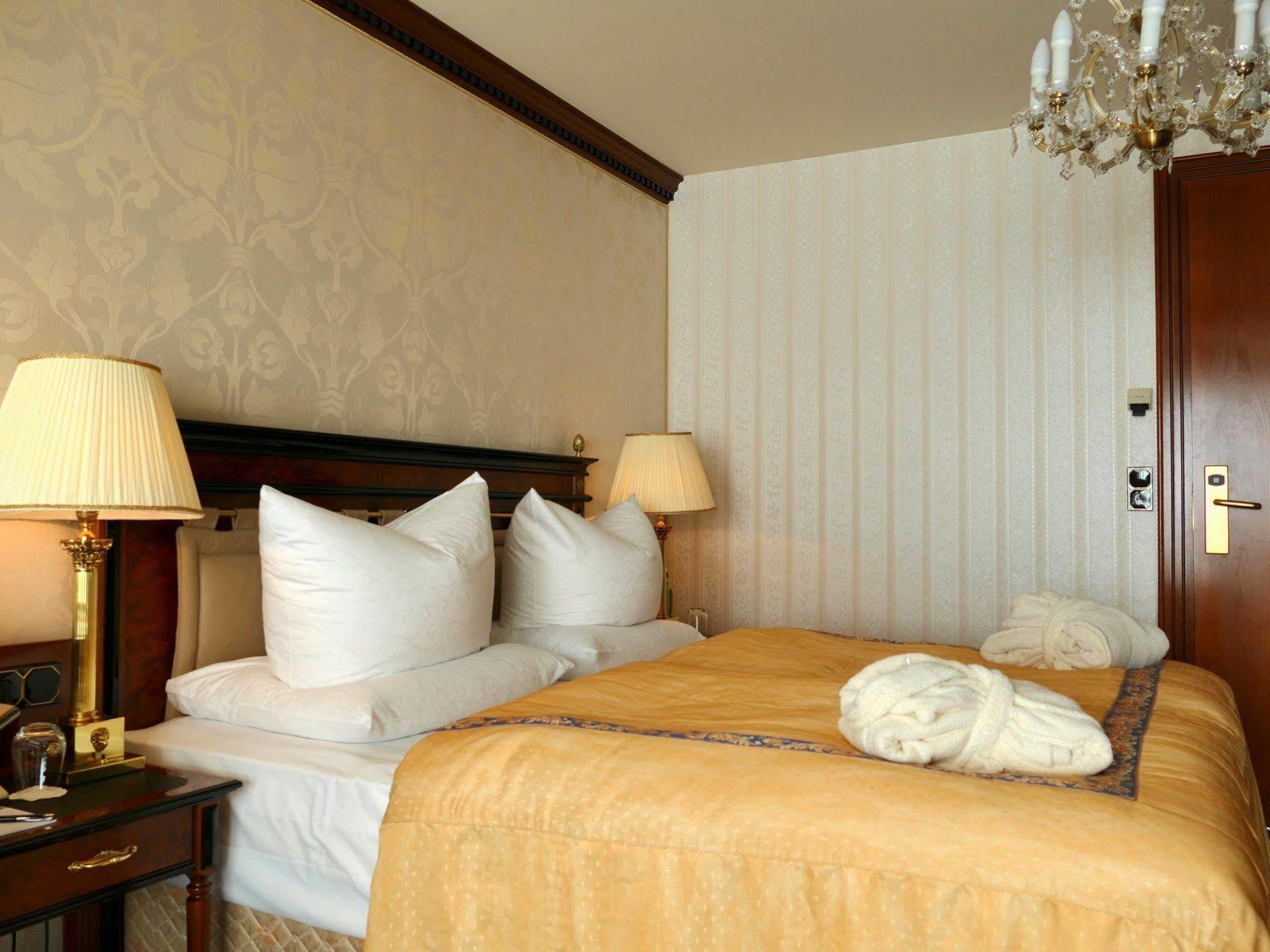 Seetelhotel Ahlbecker Hof Heringsdorf Zewnętrze zdjęcie A room at the hotel